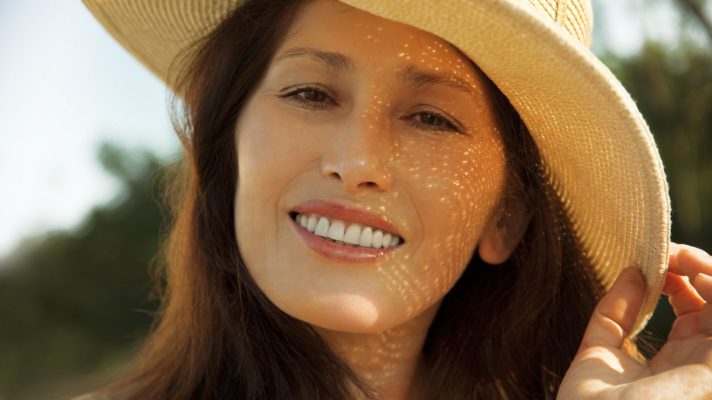 Woman in hat
